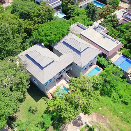 The Pool House & The Colobus House, Bella Seaview, Diani Beach, Kenya Exterior photo