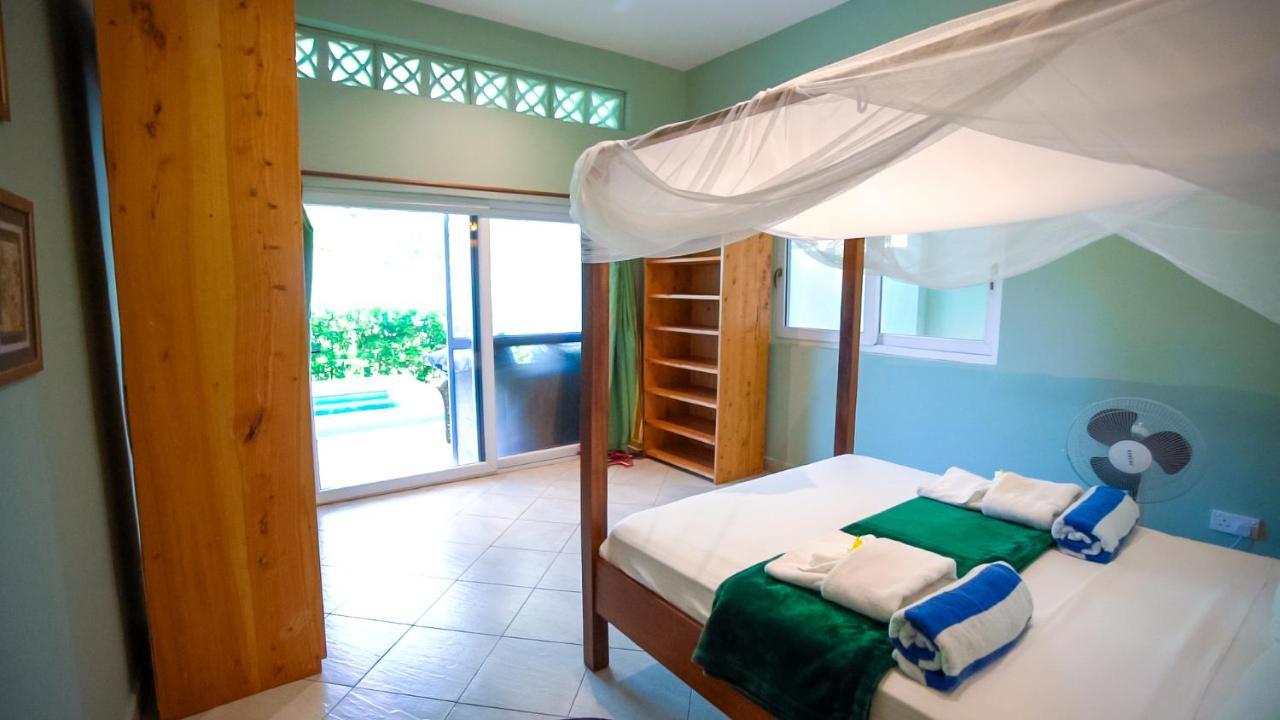 The Pool House & The Colobus House, Bella Seaview, Diani Beach, Kenya Diani Beach