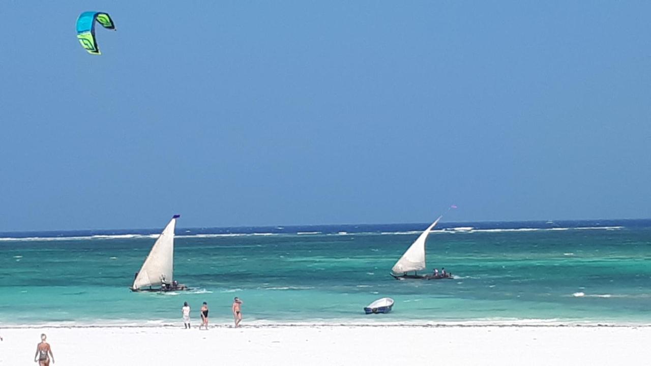 Apartment The Pool House & The Colobus House, Bella Seaview, Diani Beach, Kenya