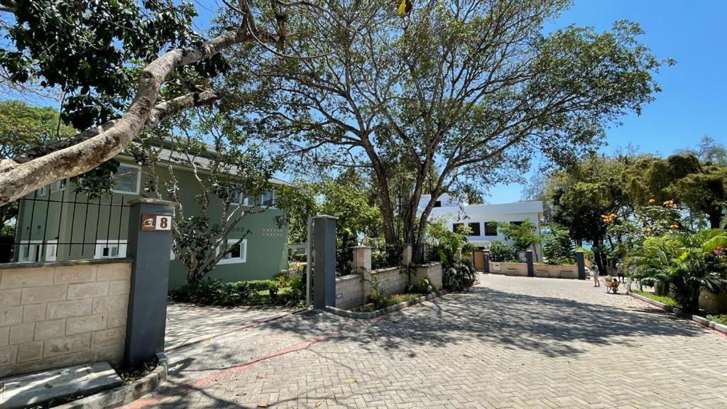The Pool House & The Colobus House, Bella Seaview, Diani Beach, Kenya Apartment Diani Beach