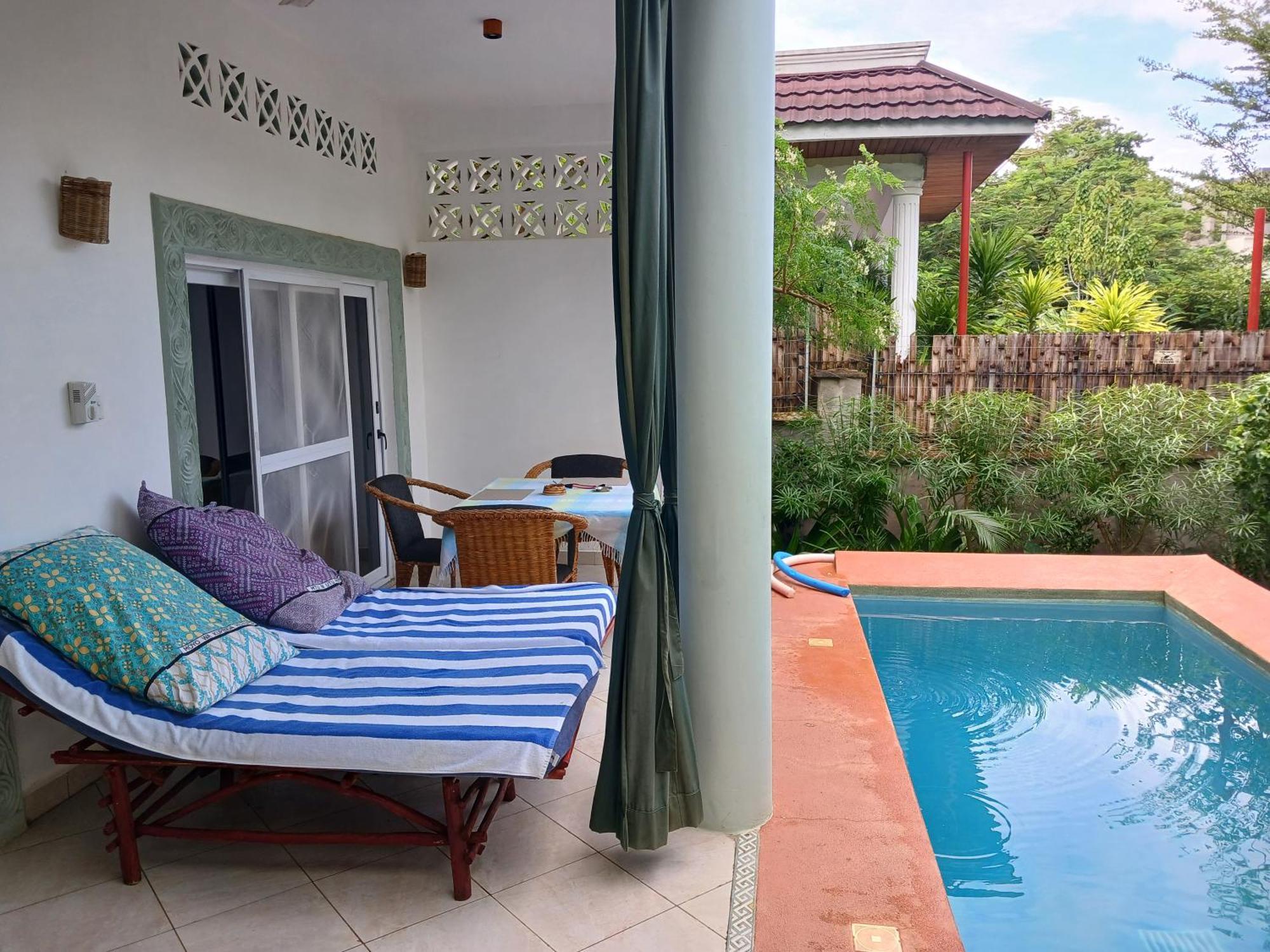 Apartment The Pool House & The Colobus House, Bella Seaview, Diani Beach, Kenya